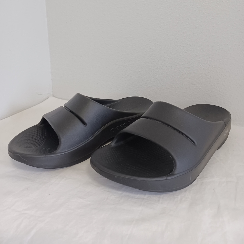 Oofos slide sandals orthopedic black Sz M6- W8 EU39